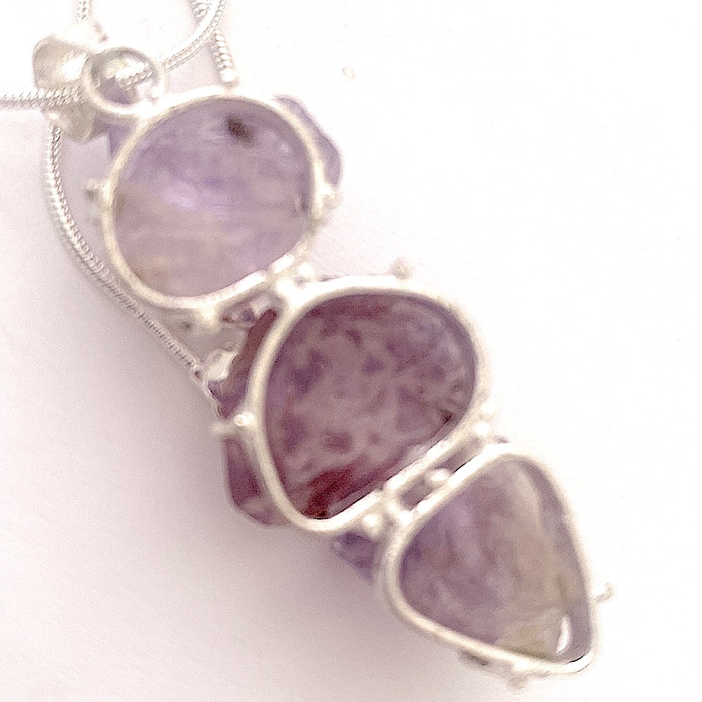 2 inch, natural rough, Amethyst, pendant on silver chain. - Picture 6 of 6